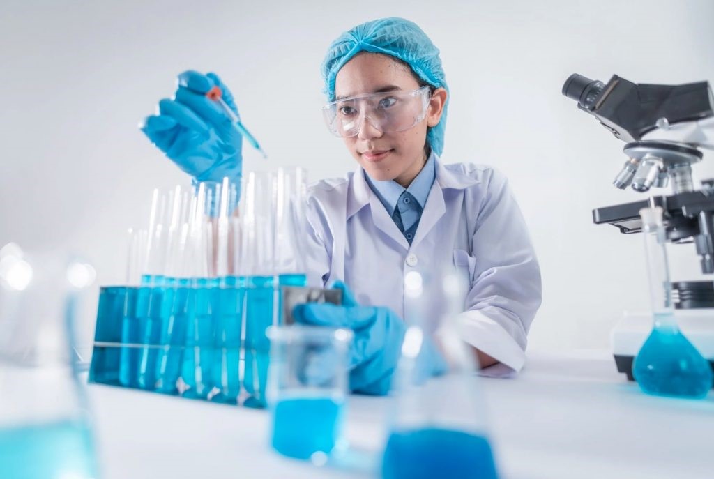 Giới thiệu tóm tắt chương trình môn Hóa học trong chương trình giáo dục phổ thông 2018