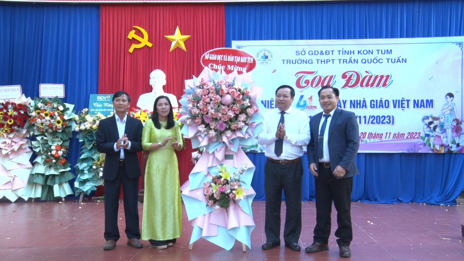 TOẠ ĐÀM KỶ NIỆM NGÀY NHÀ GIÁO VIỆT NAM 20-11-2023