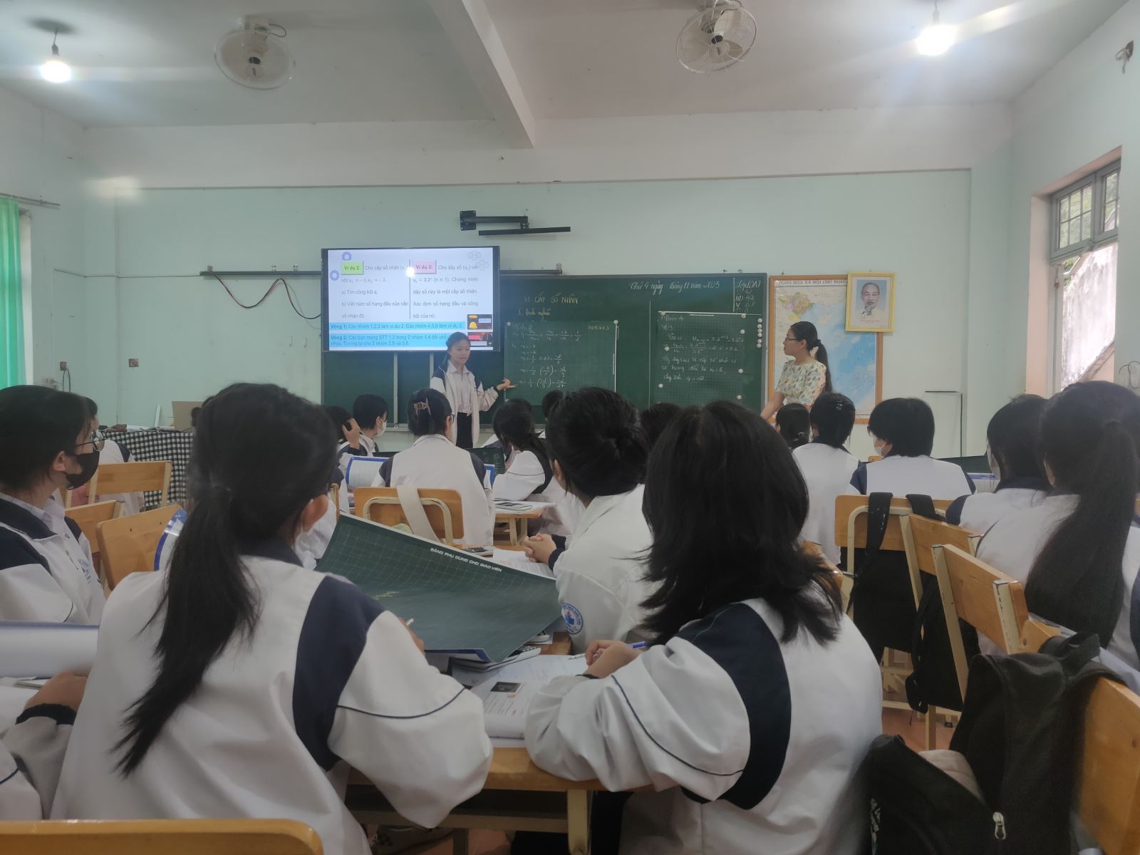 TRƯỜNG THPT TRẦN QUỐC TUẤN TỔ CHỨC HỘI THI GIÁO VIÊN DẠY GIỎI CẤP TRƯỜNG NĂM HỌC 2023-2024