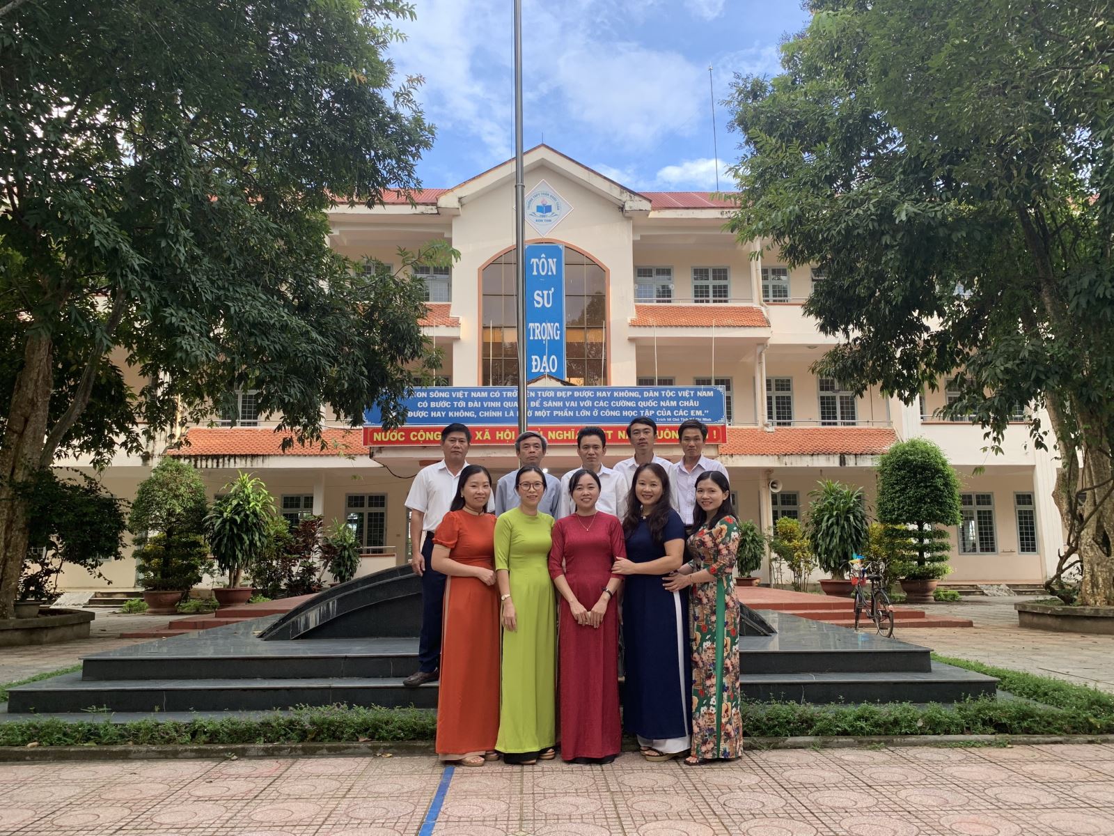 SƠ LƯỢC LỊCH SỬ TỔ TOÁN – TRƯỜNG THPT TRẦN QUỐC TUẤN