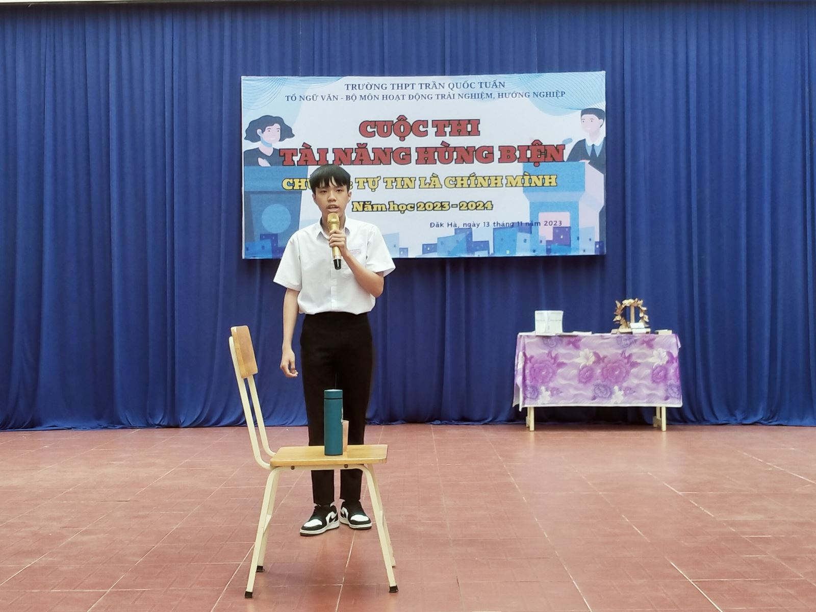 PHỎNG VẤN QUÁN QUÂN TÀI NĂNG HÙNG BIỆN TRƯỜNG THPT TRẦN QUỐC TUẤN NĂM 2023 – KHÁT VỌNG VÀ CẢM HỨNG TỪ MÔN NGỮ VĂN