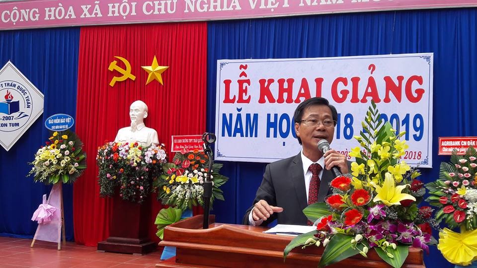 TRƯỜNG THPT TRẦN QUỐC TUẤN KHAI GIẢNG NĂM HỌC 2018 - 2019