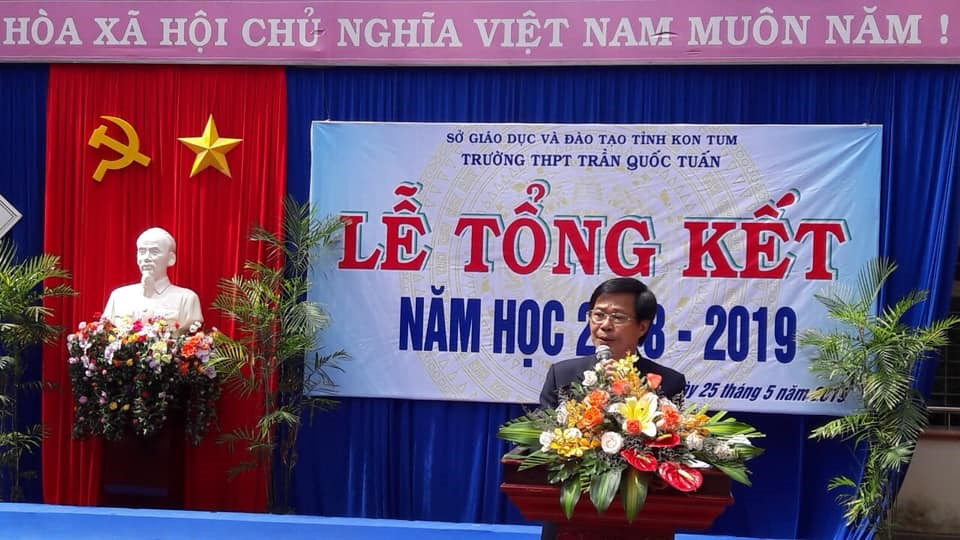 TRƯỜNG PTHT TRẦN QUỐC TUẤN TỔ CHỨC LỄ TỔNG KẾT NĂM HỌC 2018 - 2019