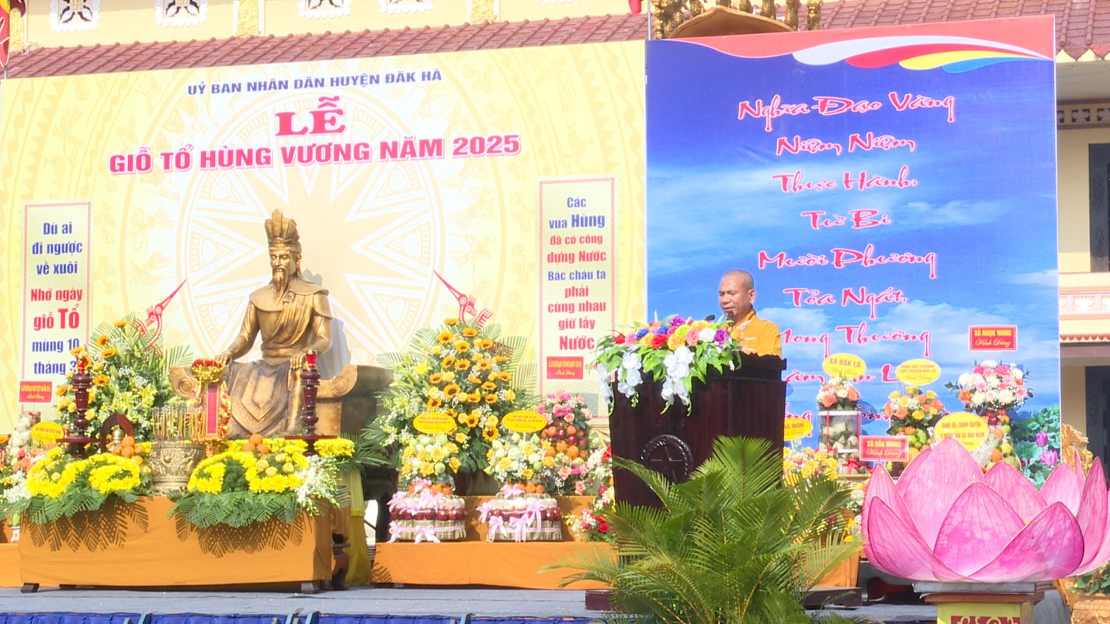 Công Đoàn trường THPT Trần Quốc Tuấn tham gia các hoạt động Lễ Giỗ Tổ Hùng Vương năm 2025